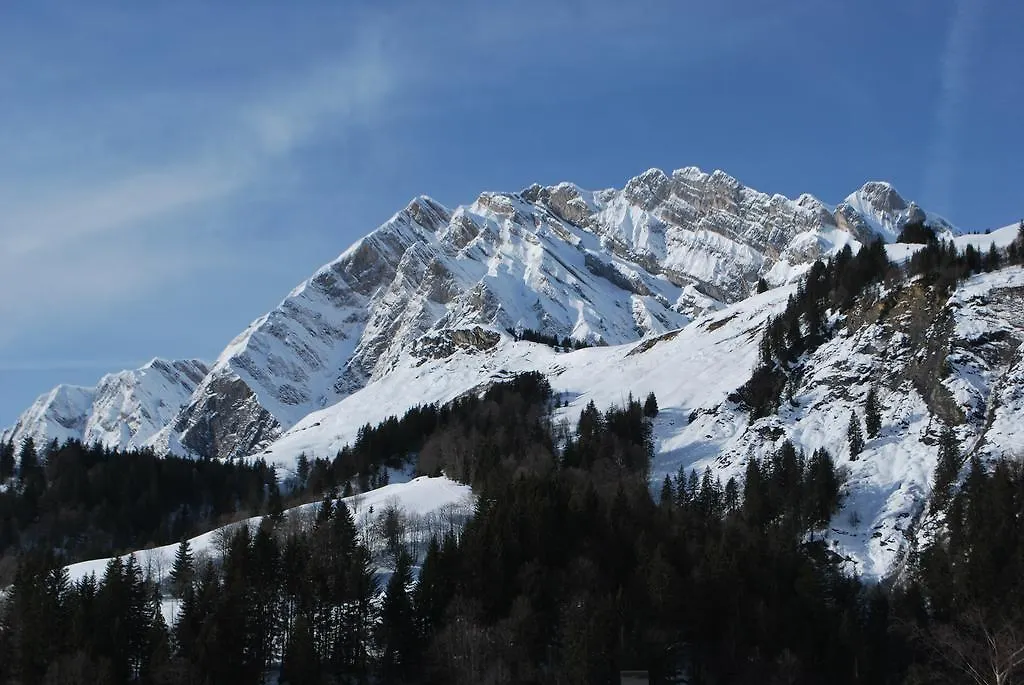 Villa Le Flocon des Aravis à La Giettaz 0*,